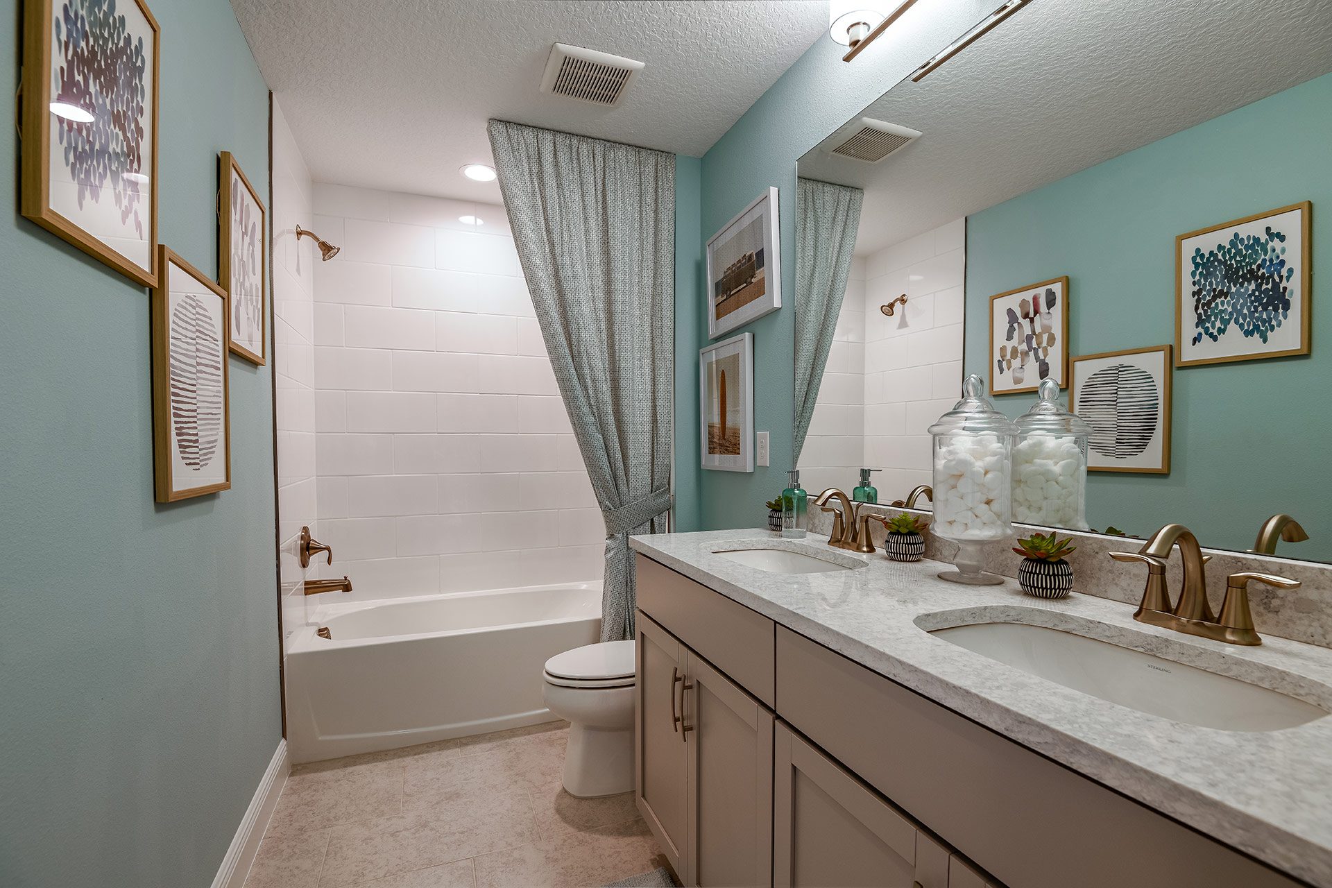 Bathroom | Avocet II at Crosswind Ranch