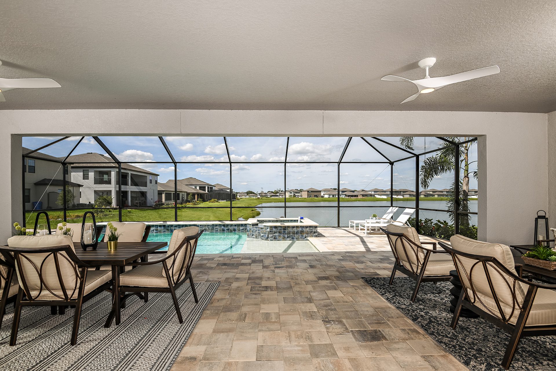 Lanai | Bayshore II at Triple Creek