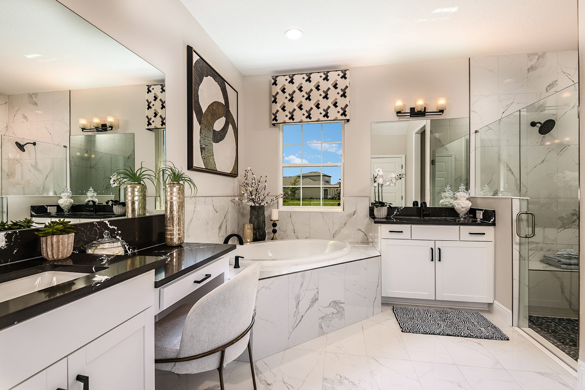 Owner's Bath | Bayshore II at Triple Creek