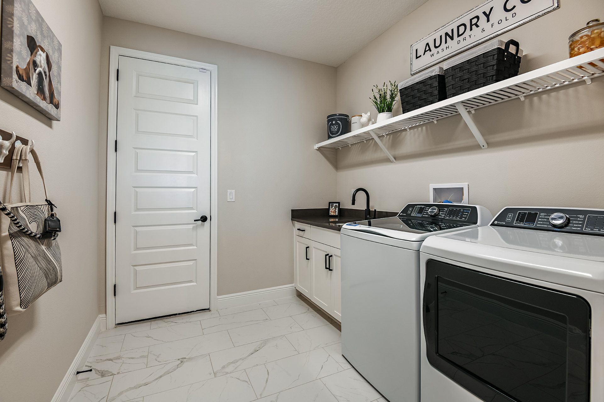 Laundry Room | Bayshore II at Triple Creek