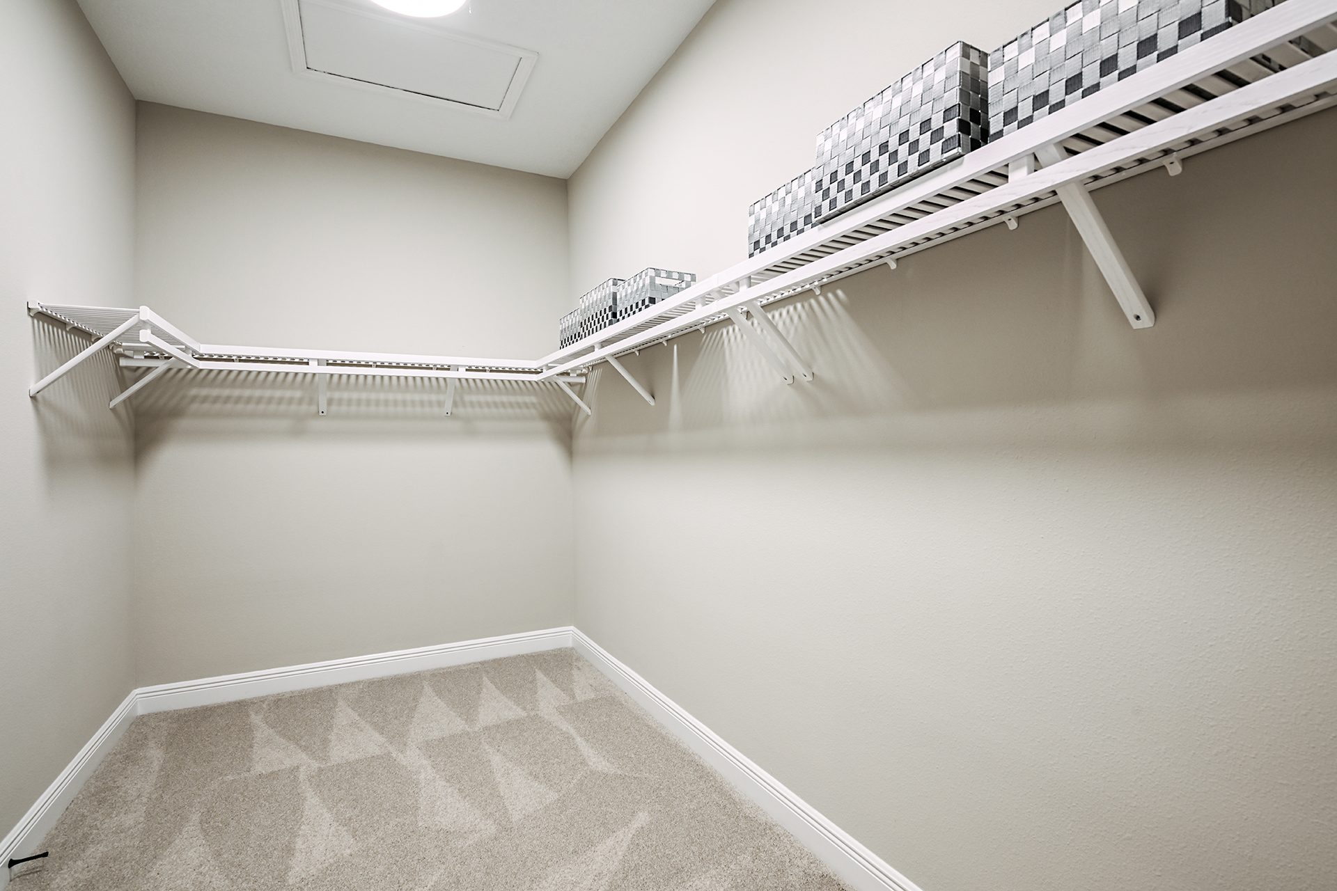 Walk-in Closet - Siesta Key II at Star Farms