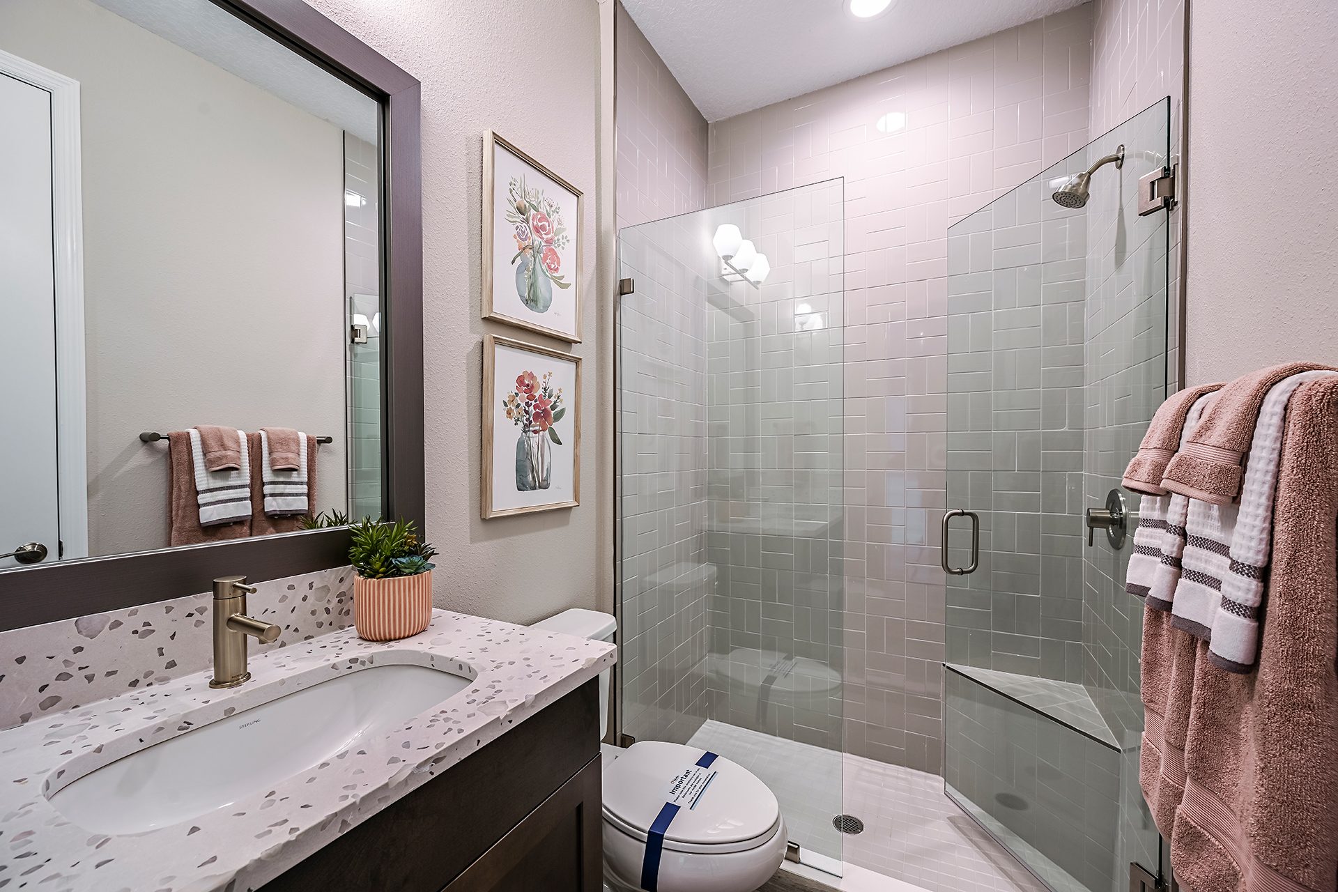 Secondary Bathroom | Bayshore II at Waterset