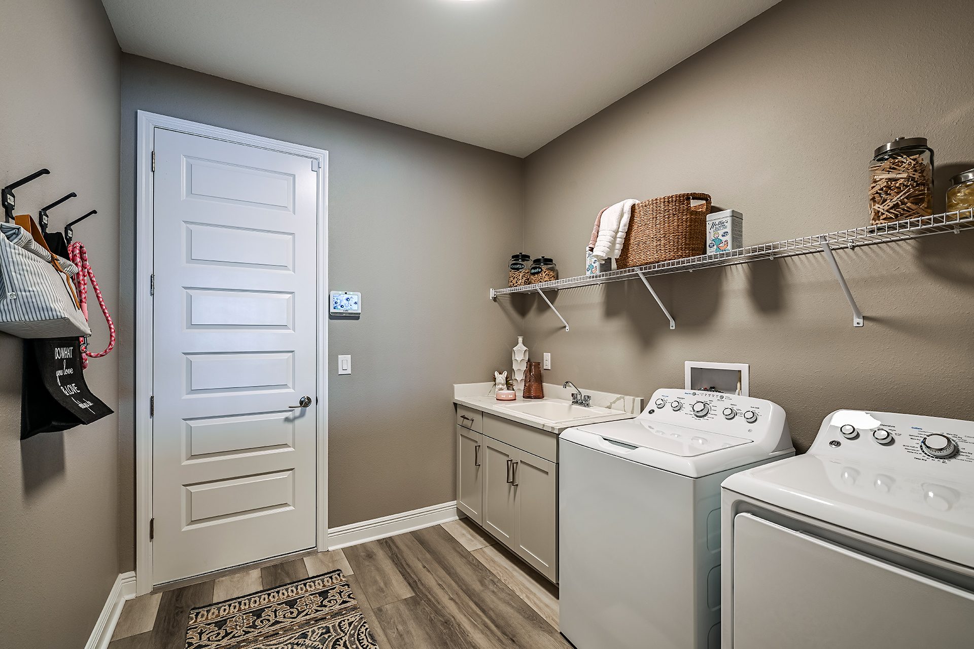 Laundry Room | Bayshore II at Waterset