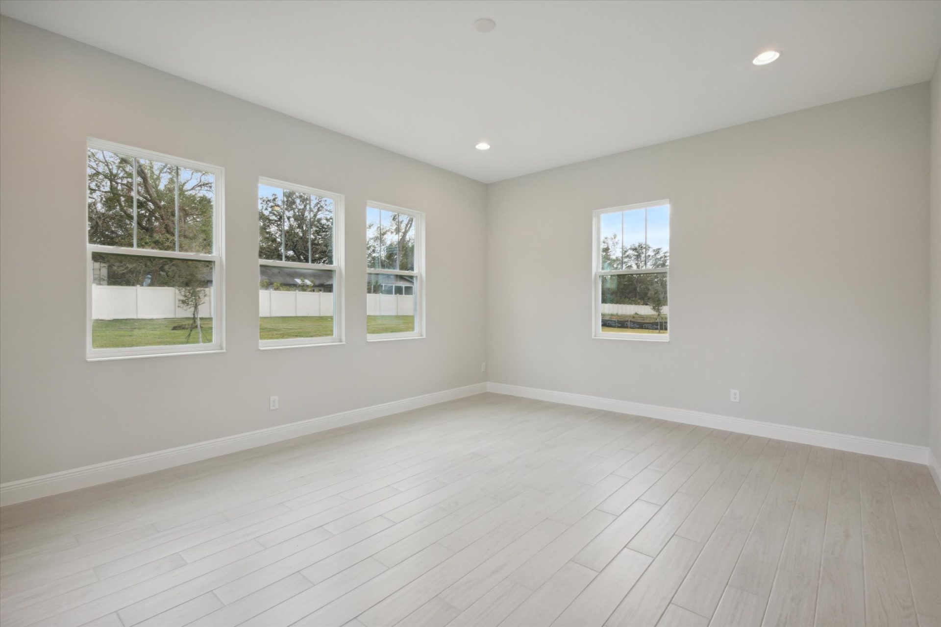 Bonus Room - 157 Hidden Estates Ct, Brandon, Fl