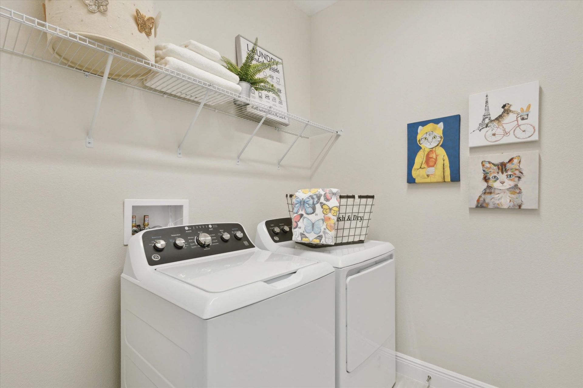 Laundry Room | Bridgeport at Crosswind Point