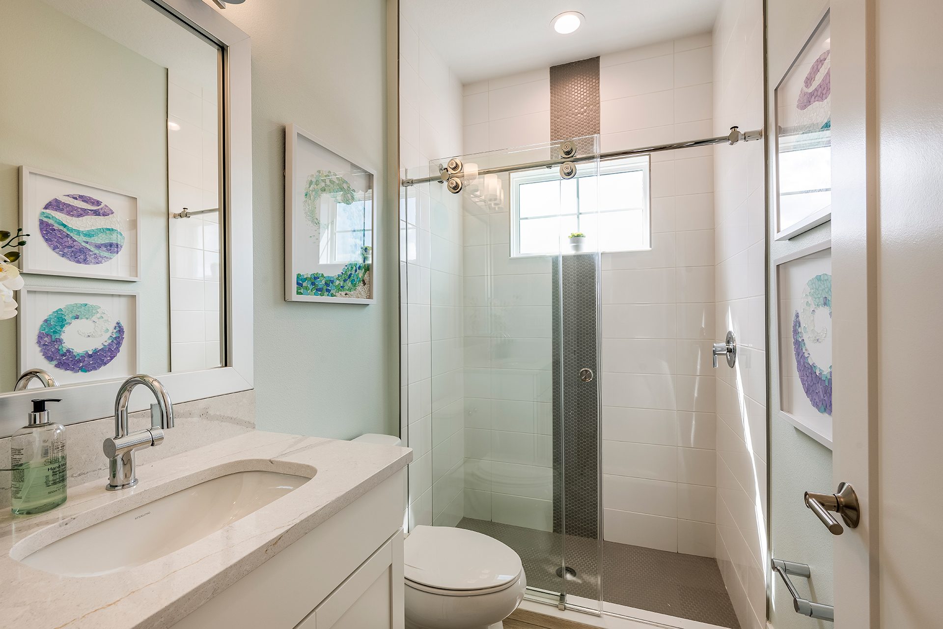 Secondary Bathroom - Egret II at Star Farms