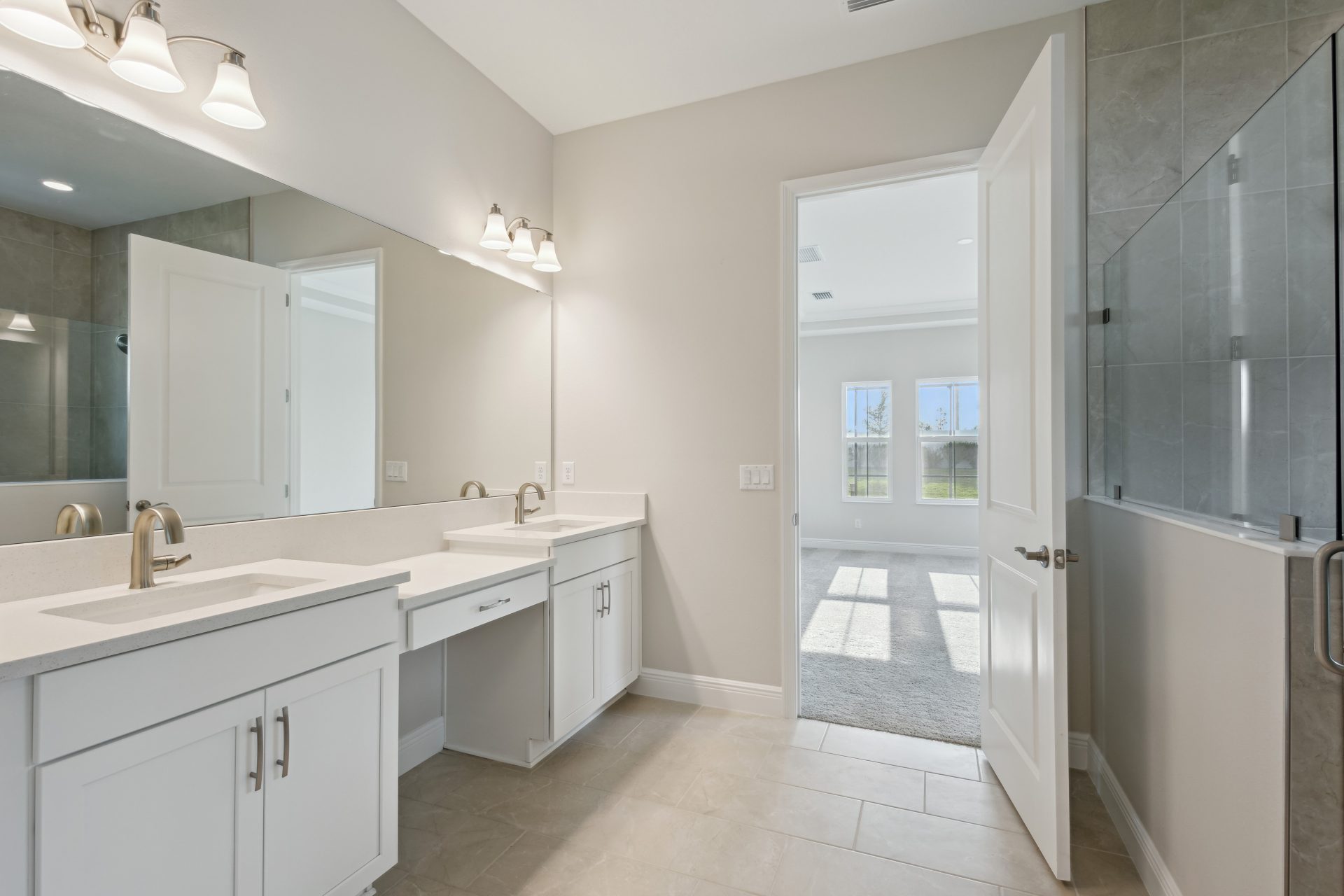Primary Bathroom - 11622 Gleaming Terrace
