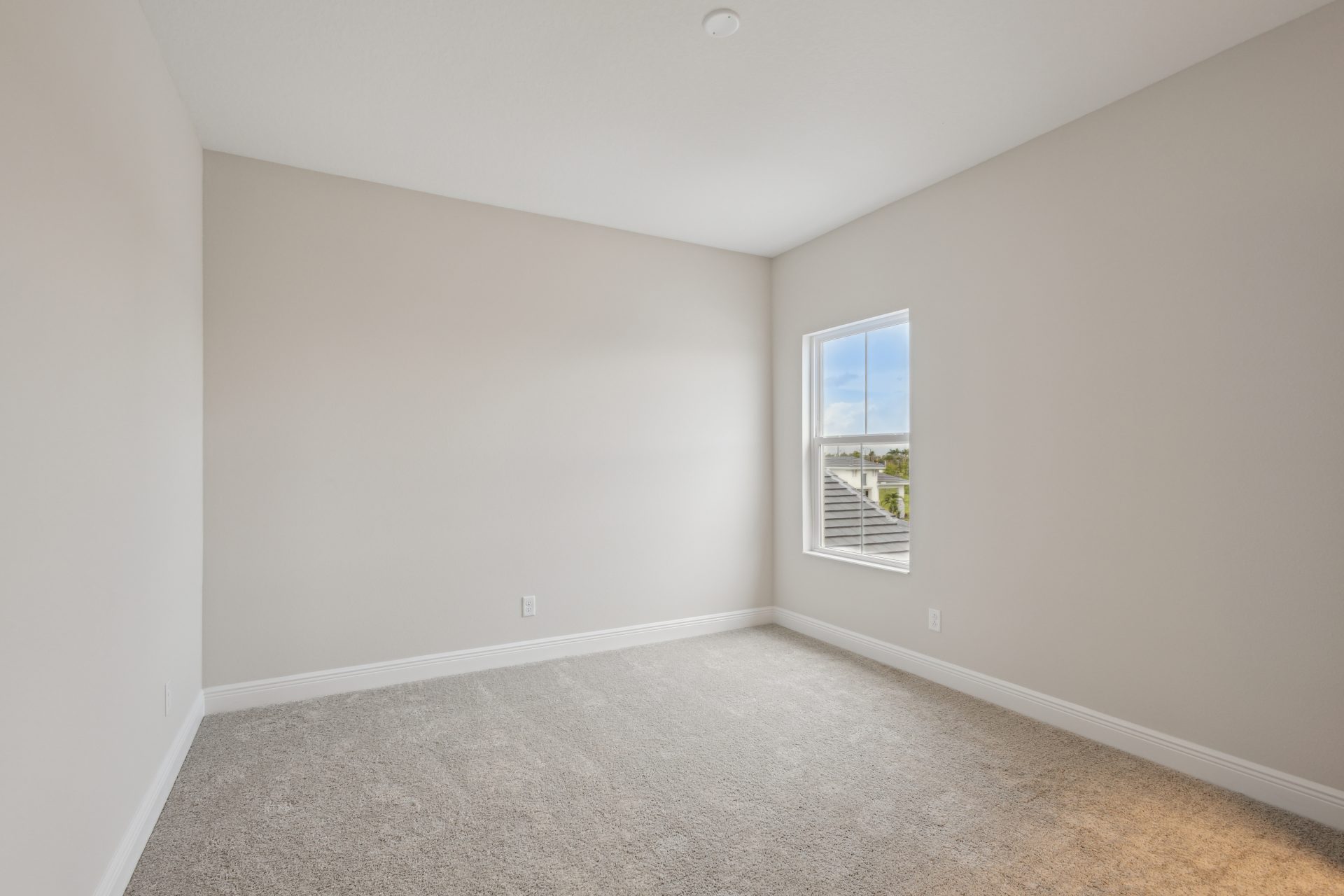 Upstairs Bedroom - 17555 Glistening Court