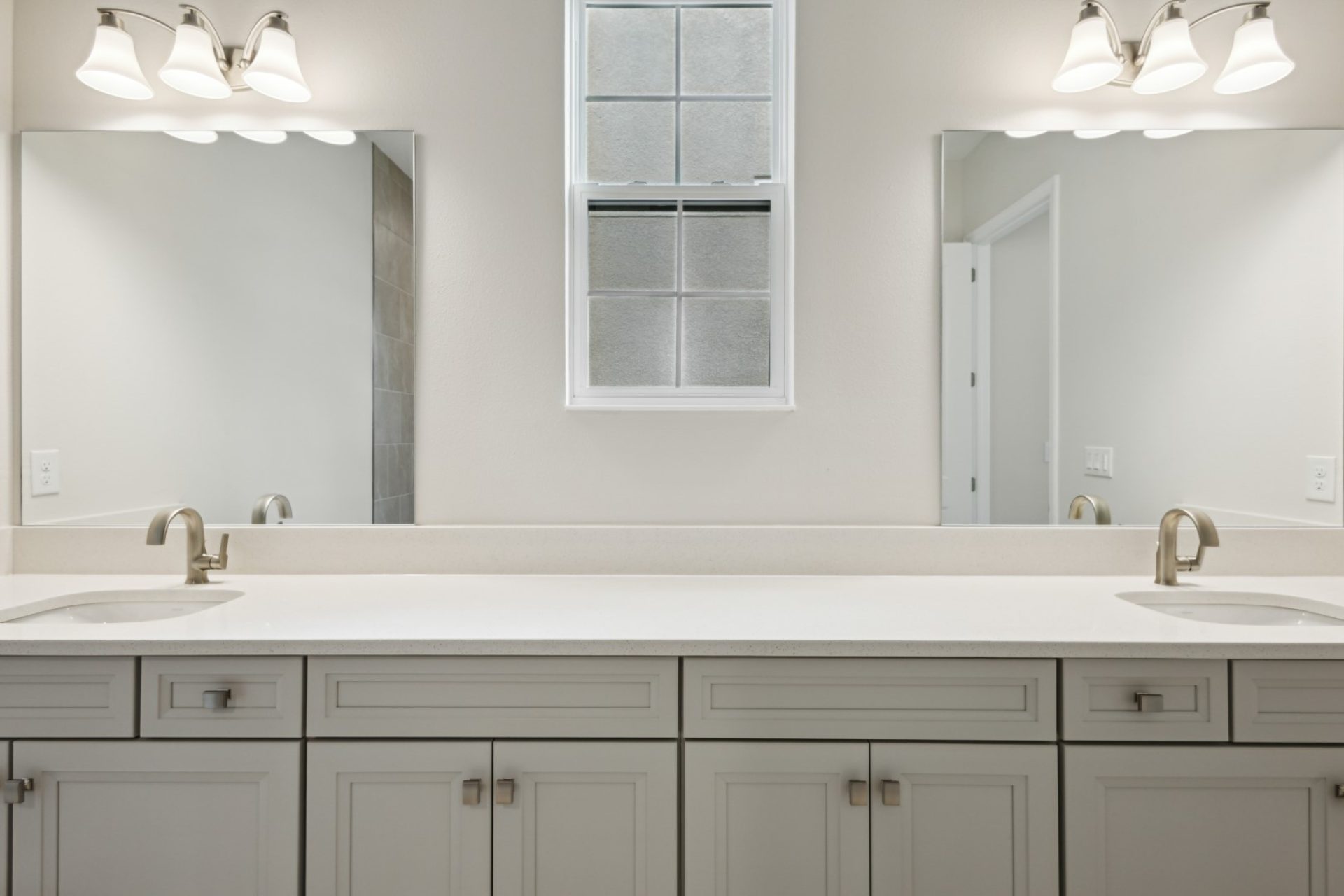 Owners Retreat Bathroom - 15003 Rider Pass Dr