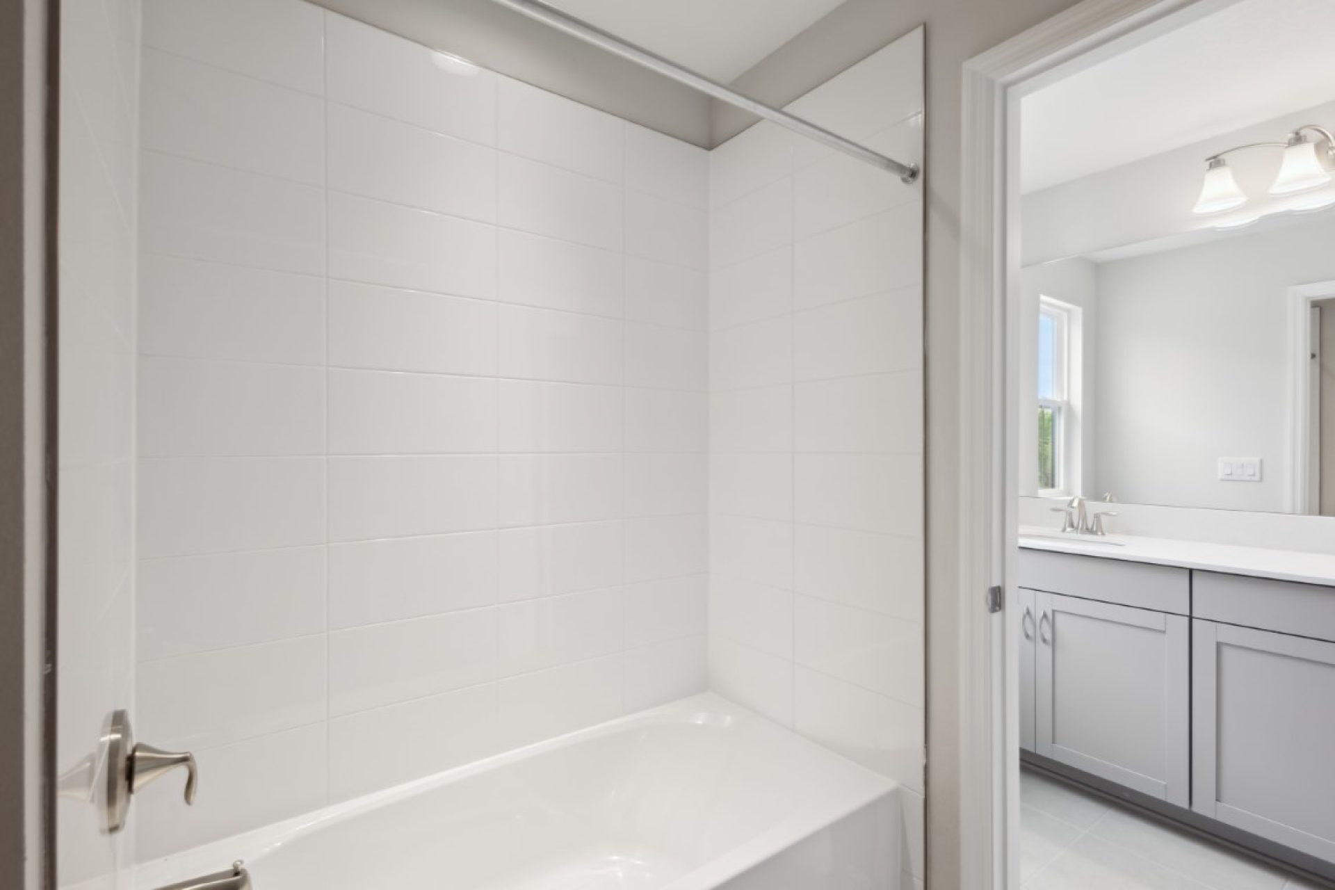 8518 Dove Bog Ter - Secondary Bathroom