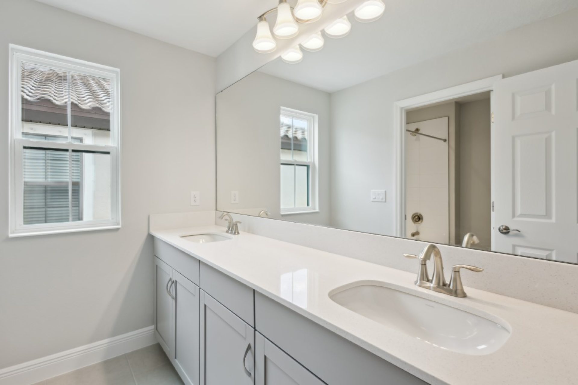 8518 Dove Bog Ter - Secondary Bathroom