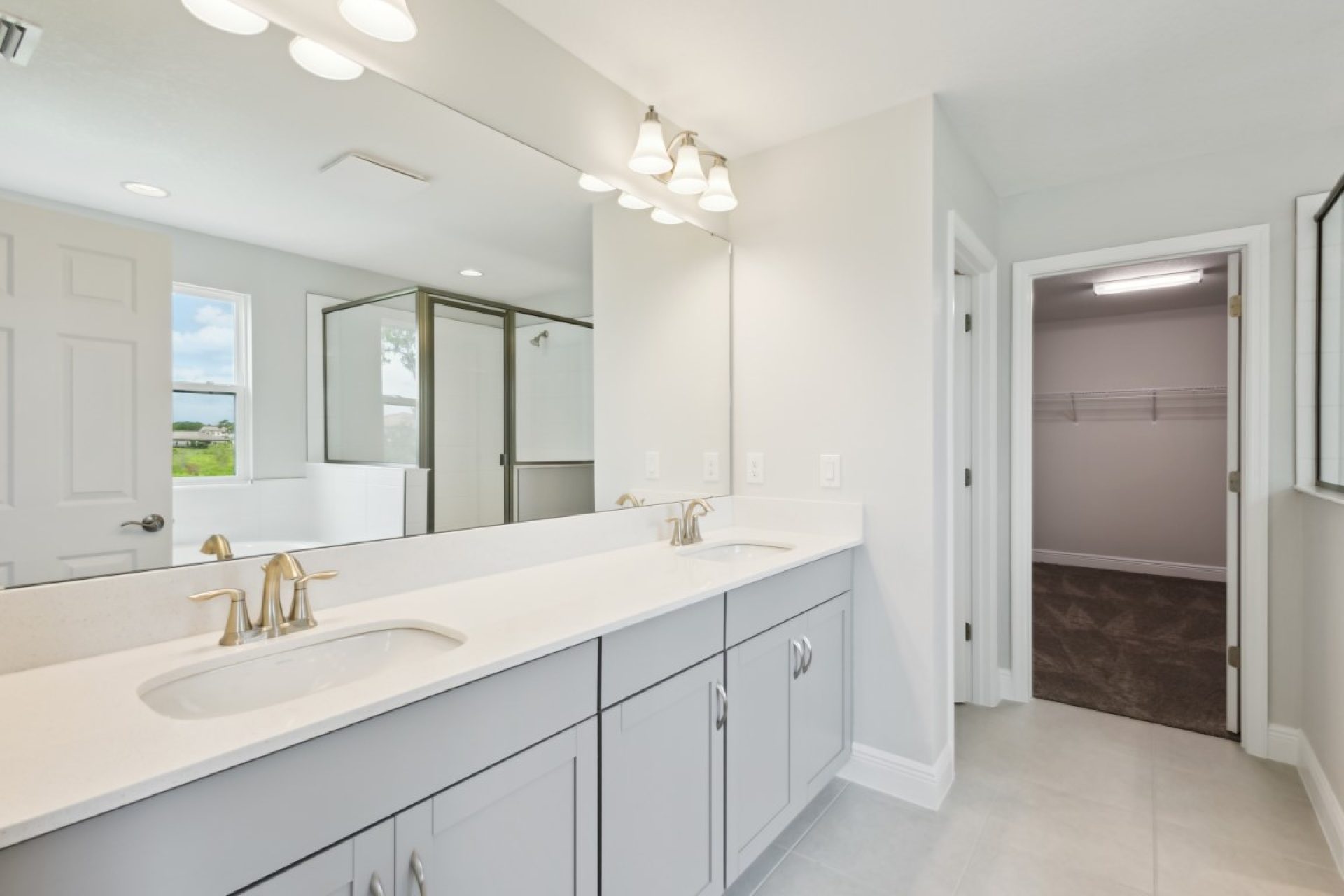 8518 Dove Bog Ter - Owner's Retreat Bathroom