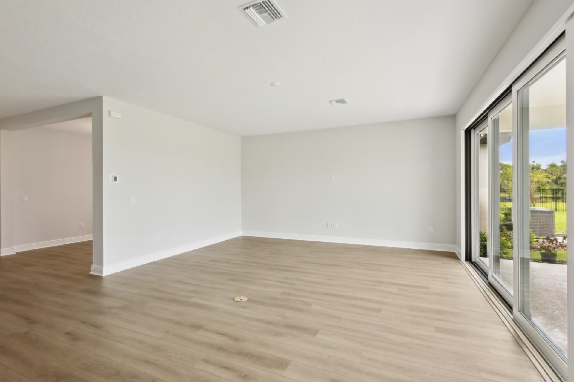 8518 Dove Bog Ter - Grand Room