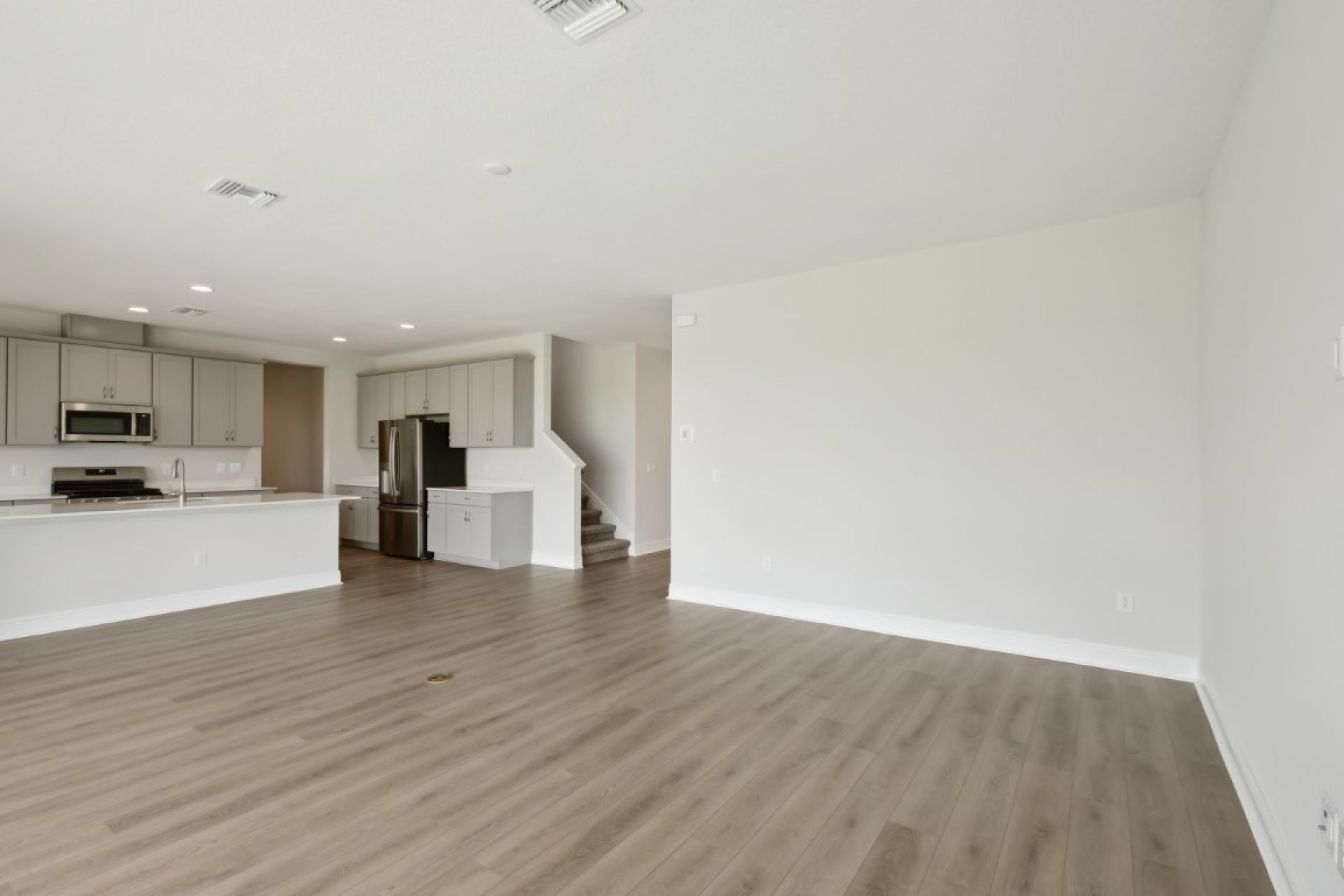 8518 Dove Bog Ter - Grand Room