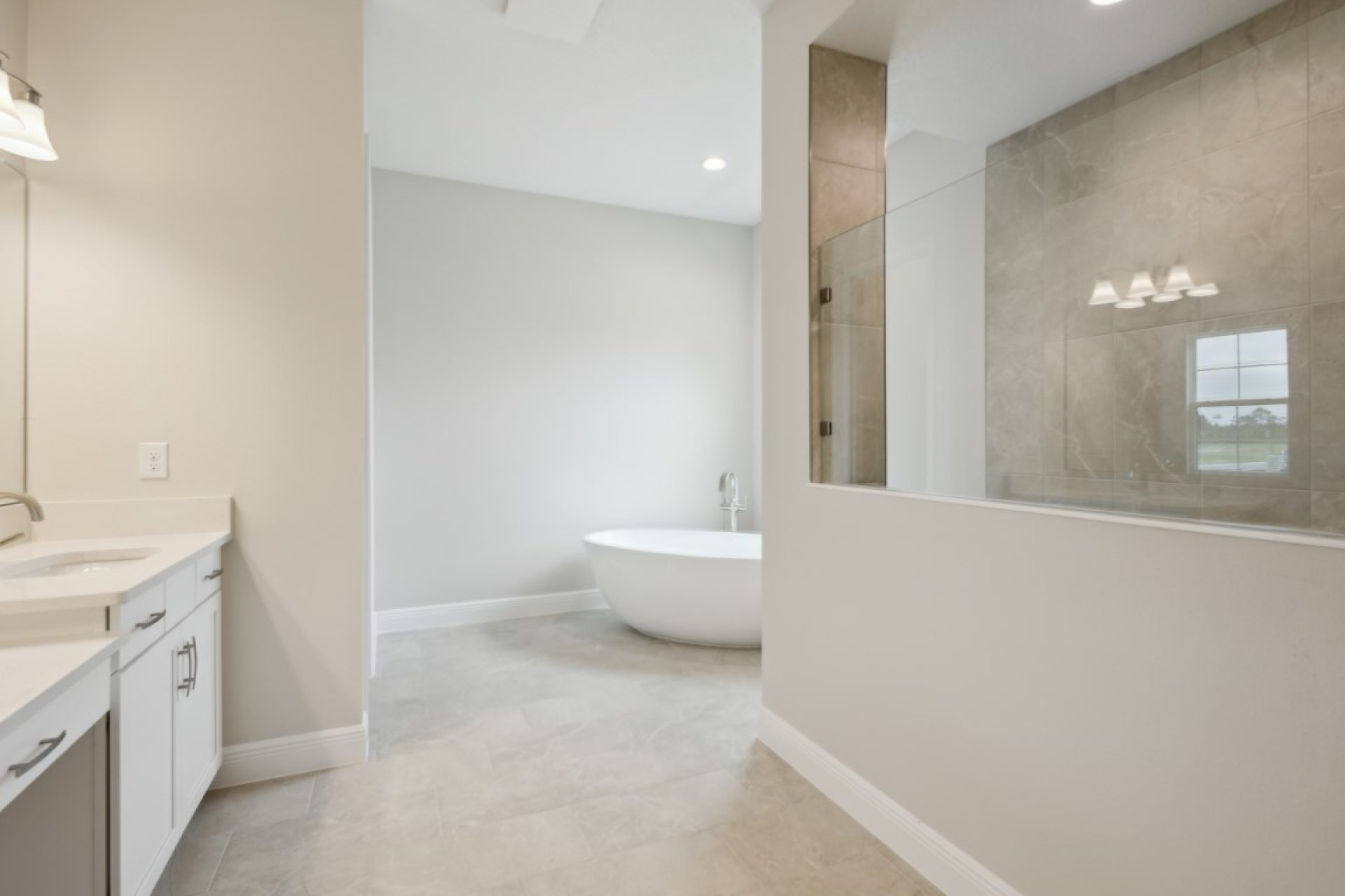 12829 Daleridge Pl - Owners Retreat Bathroom
