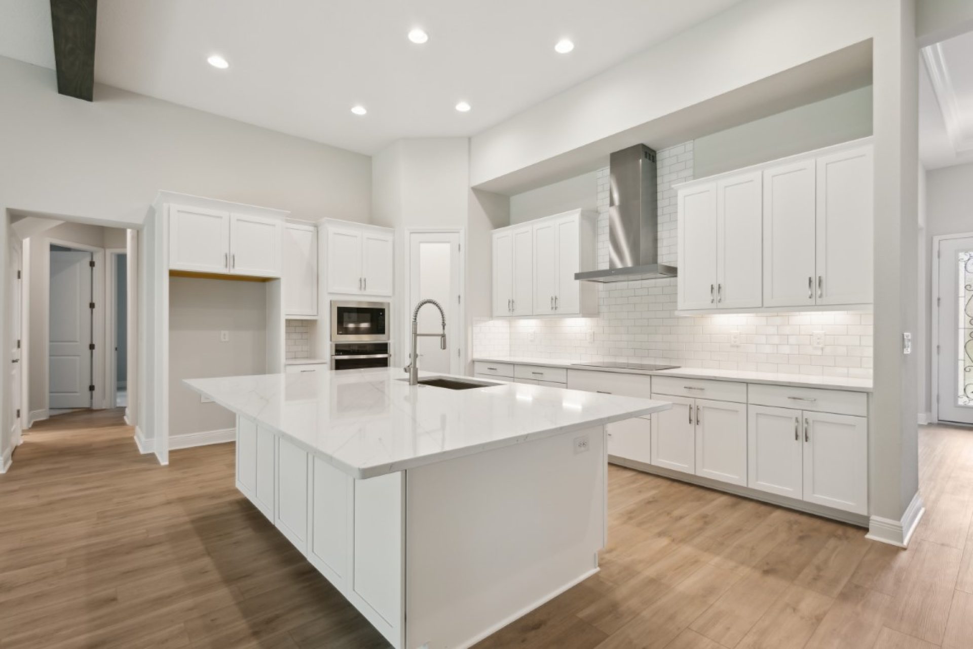 12829 Daleridge Pl - Gourmet Kitchen