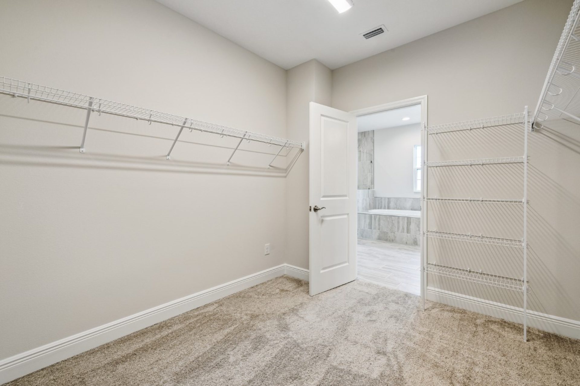 8822 Eastwyck Dr - Owners Retreat