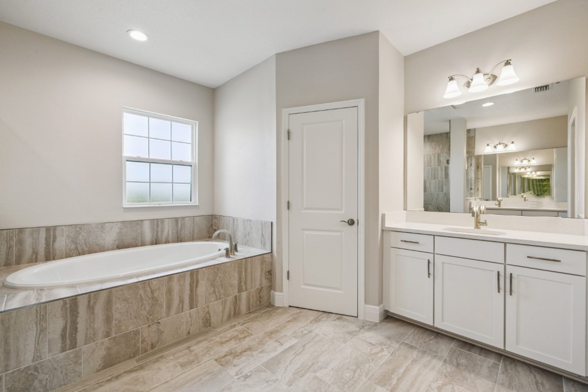 8822 Eastwyck Dr - Owners Retreat