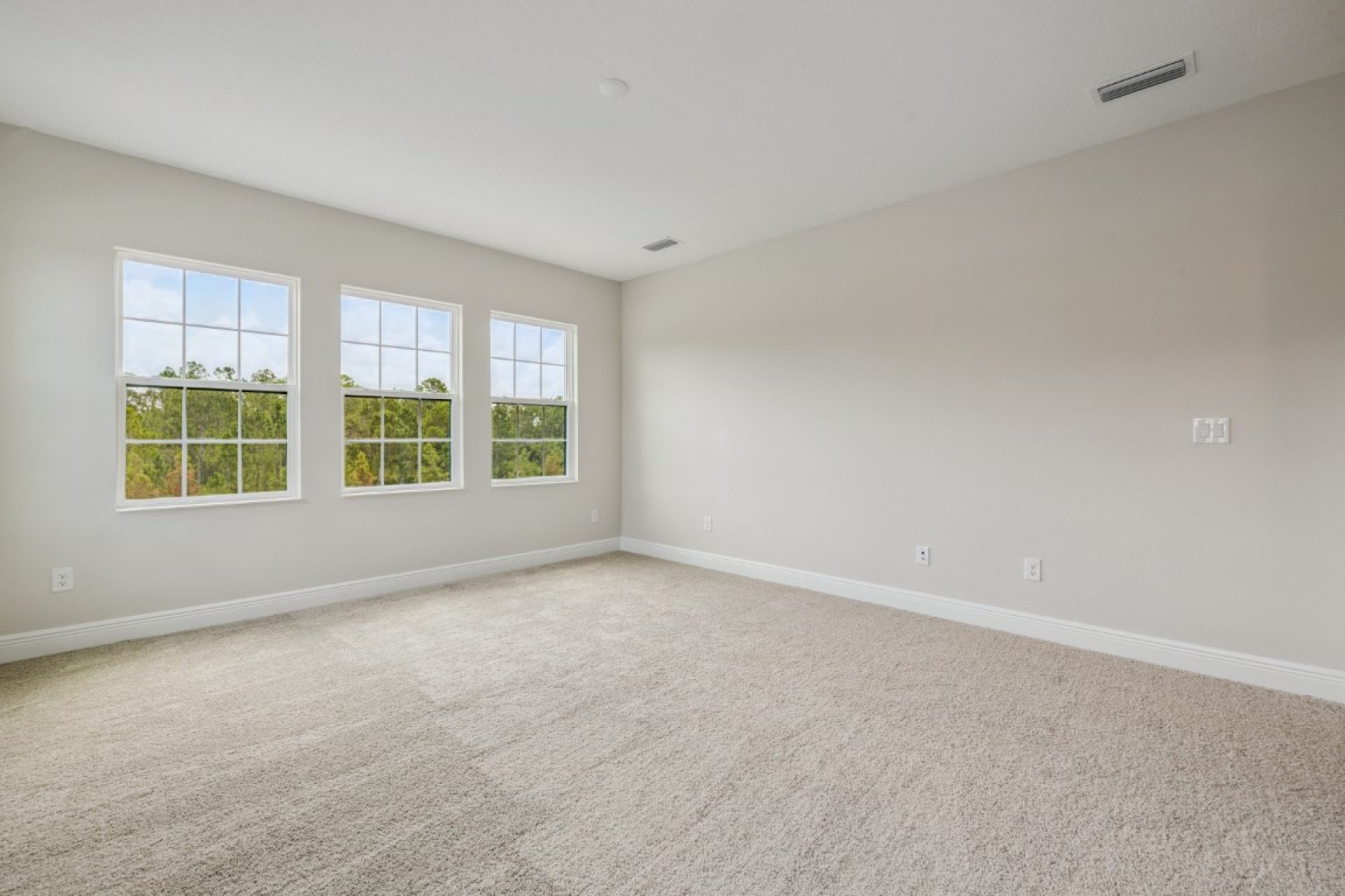 8822 Eastwyck Dr - Owners Retreat