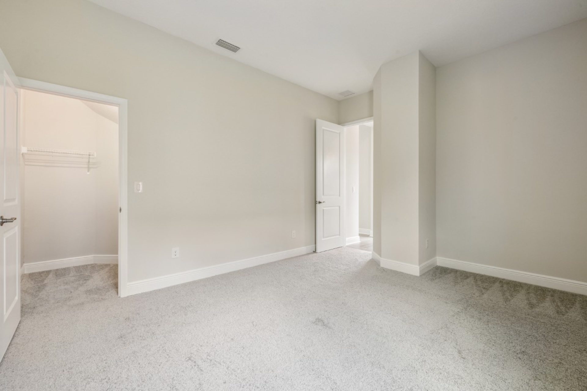 8822 Eastwyck Dr - Downstairs Bedroom