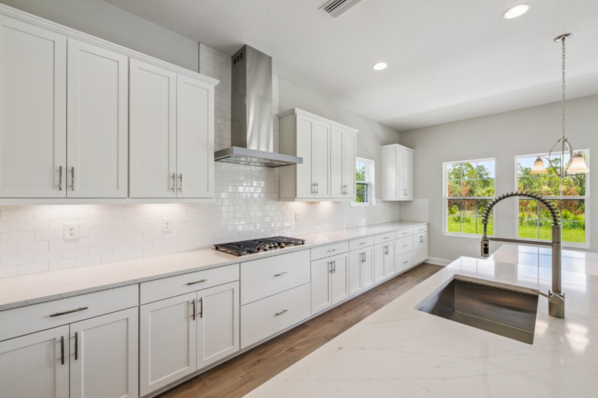 8822 Eastwyck Dr - Gourmet Kitchen