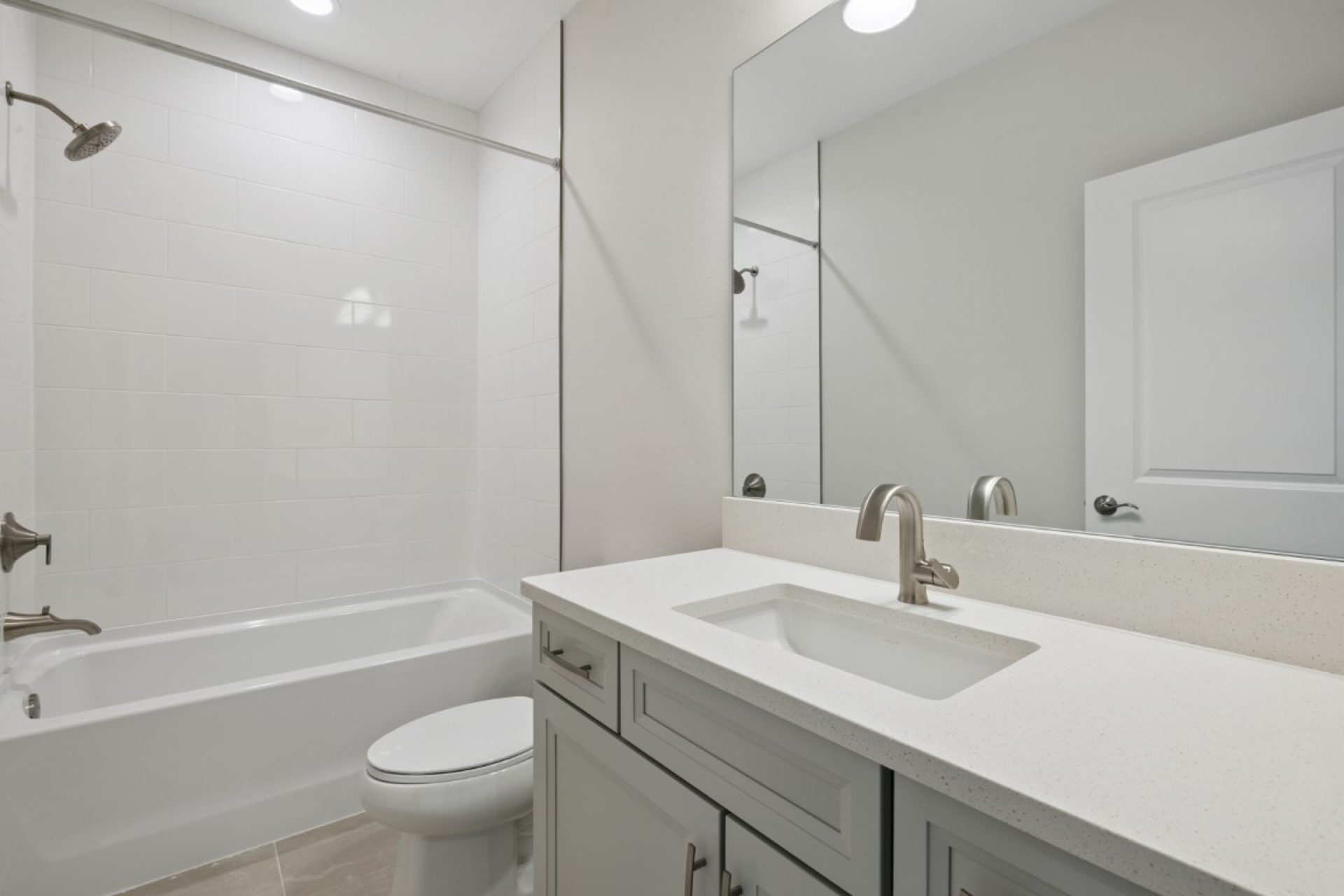 166 Hidden Estates Ct - Secondary Bathroom
