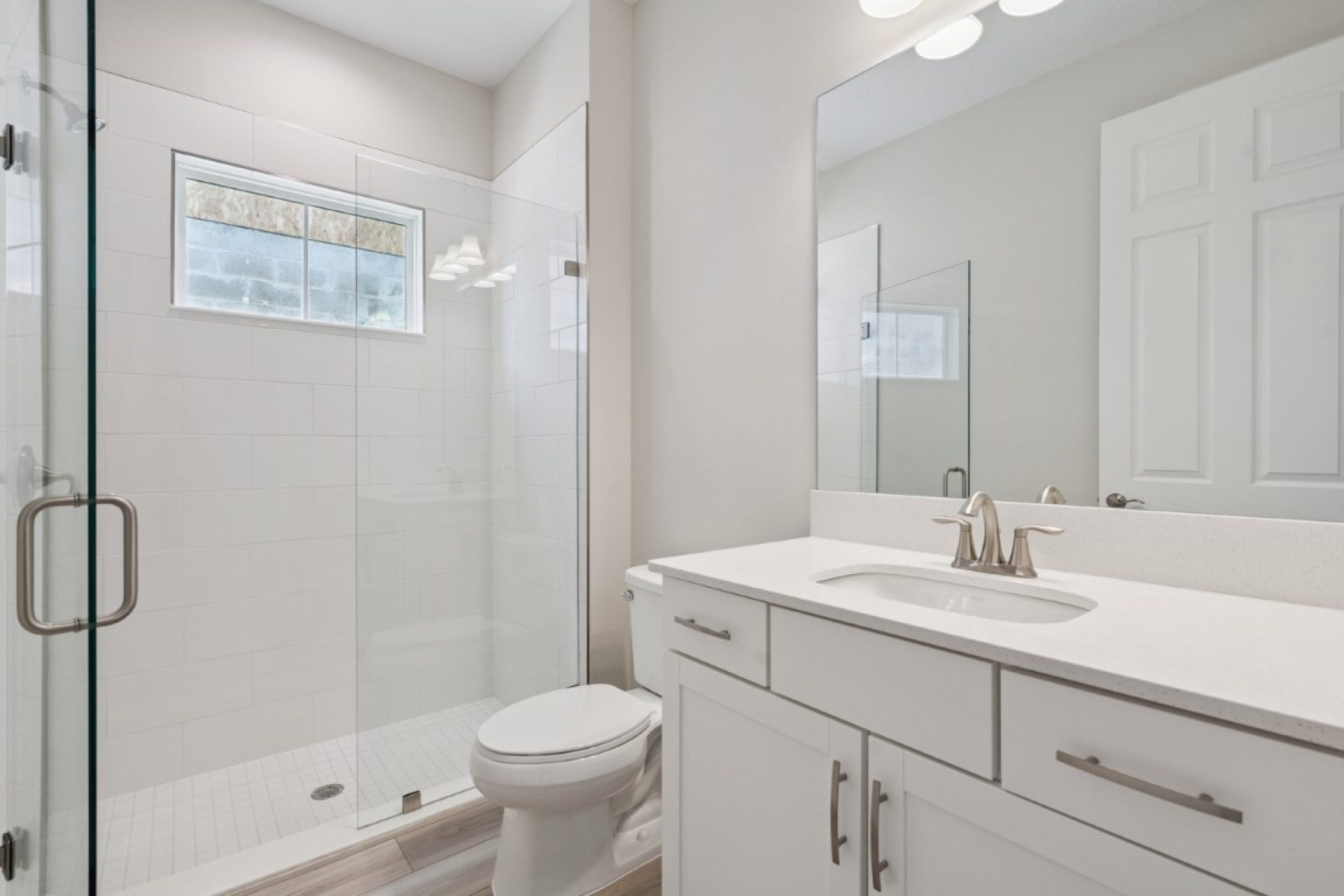 5286 Wolf Crk Dr Apollo Beach FL - Secondary Bathroom