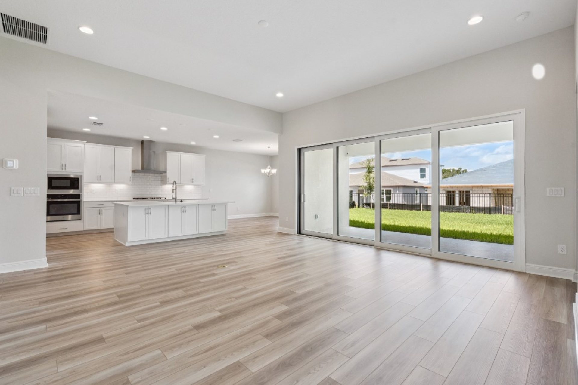 5286 Wolf Crk Dr Apollo Beach FL - Gourmet Kitchen and Grand Room