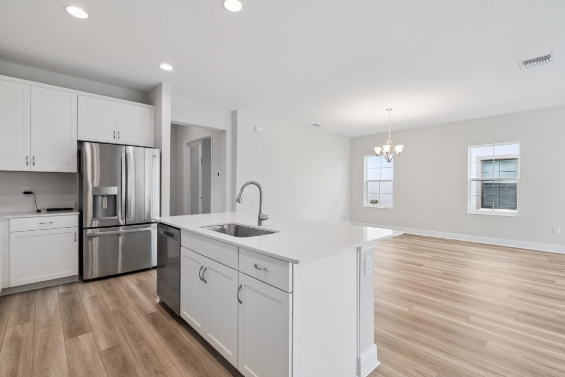 8506 Dove Bog Ter - Gourmet Kitchen