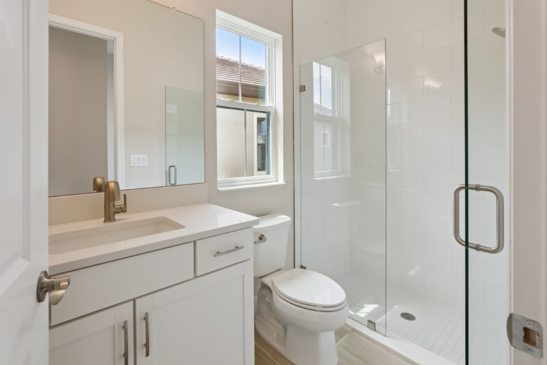 35418 Big Hawk - Bathroom 3