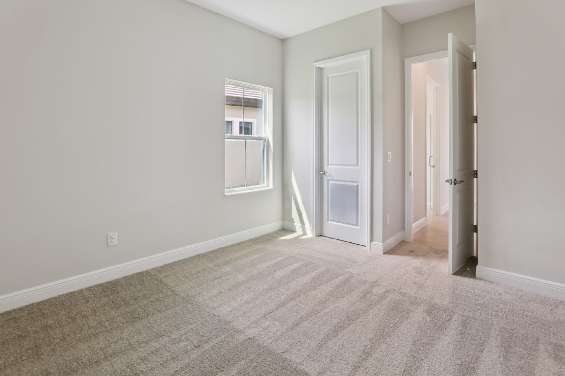 35418 Big Hawk - Bedroom 3