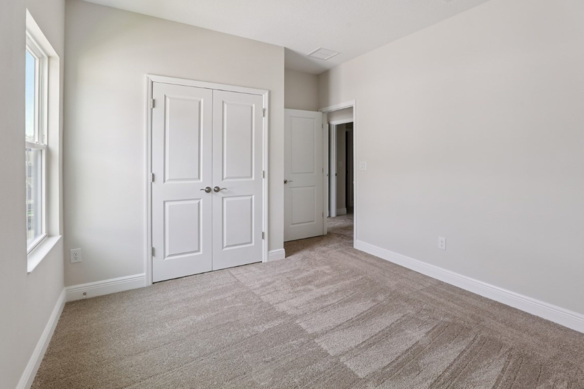 35418 Big Hawk - Bedroom 6