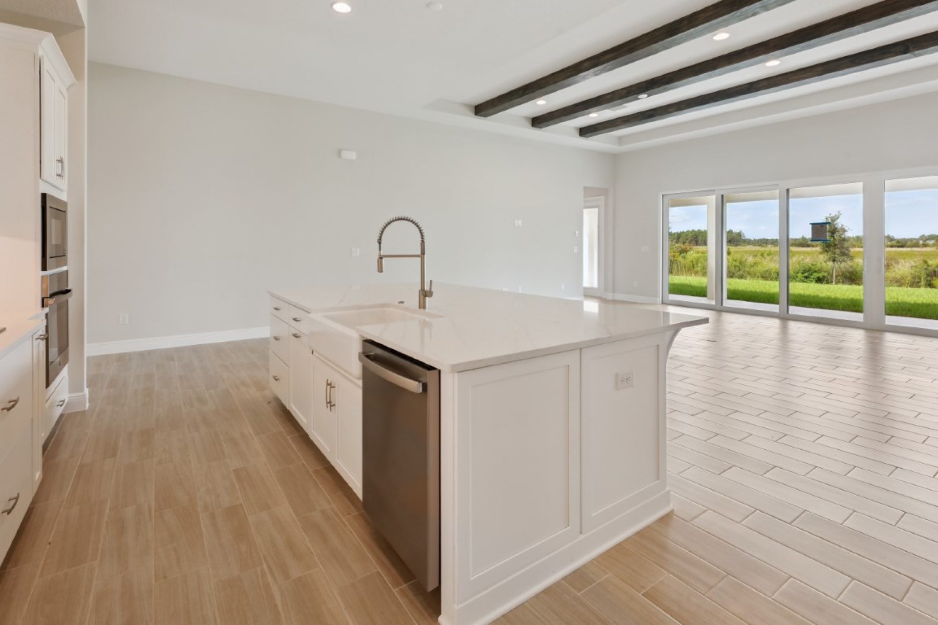 35418 Big Hawk Dr - Gourmet Kitchen