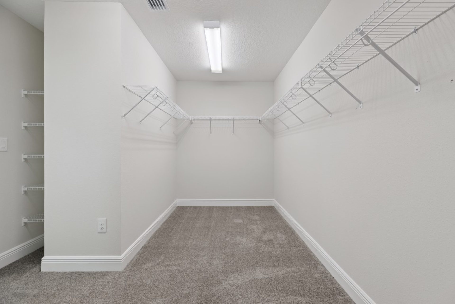 8517 Dove Bog Terrace - Owner's Retreat Walk in Closet