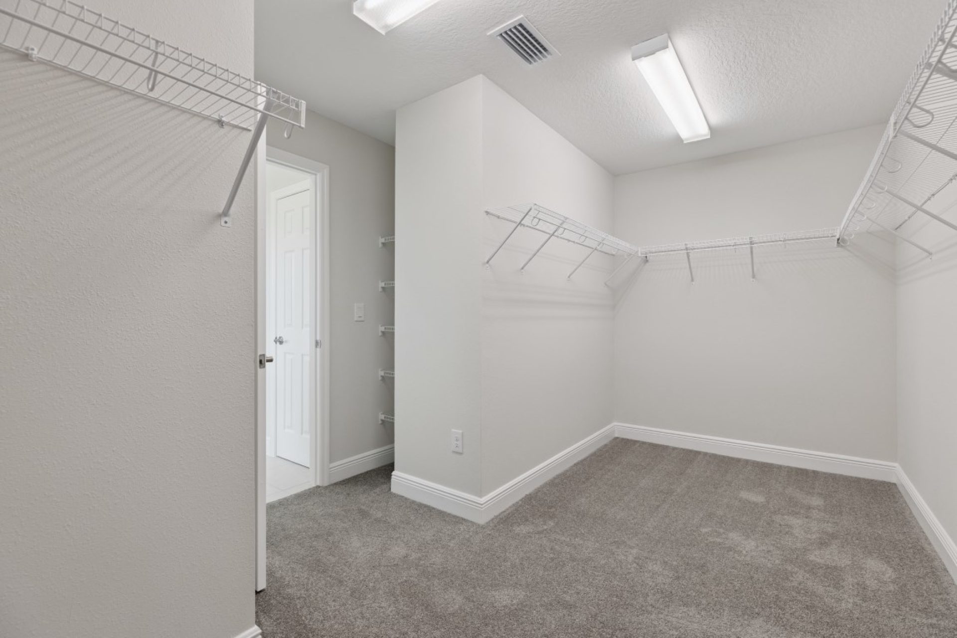 8517 Dove Bog Terrace - Owner's Retreat Walk in Closet