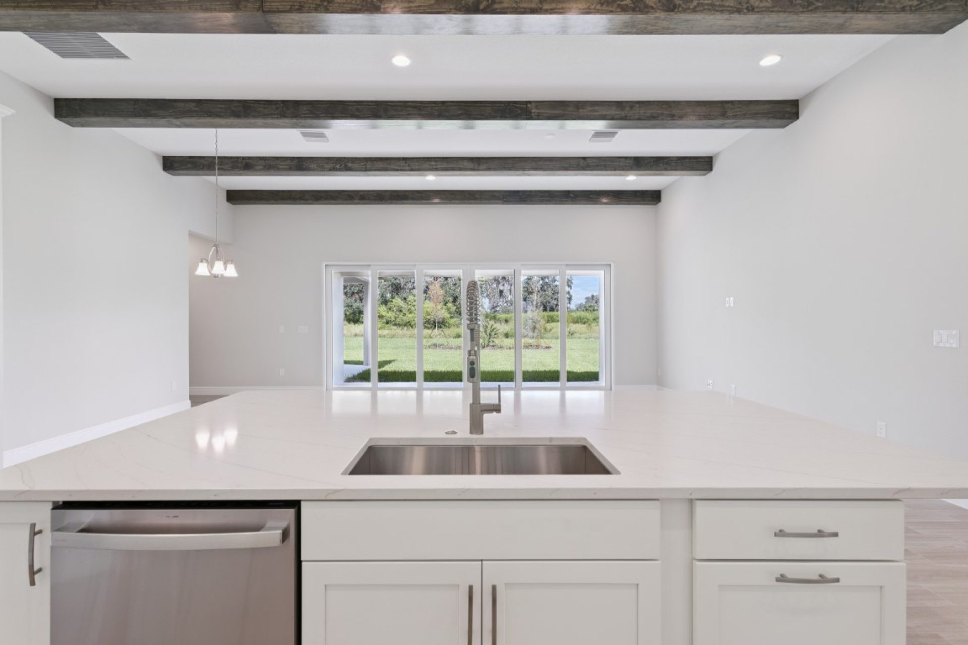 13432 Buffalo Mountain Ave - Gourmet Kitchen