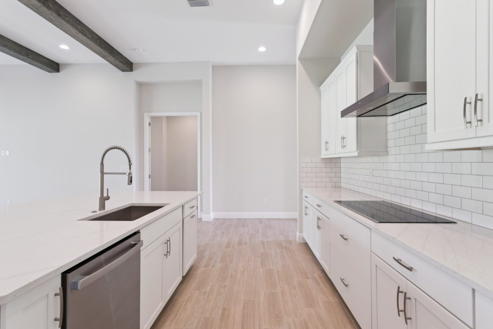 13432 Buffalo Mountain Ave - Gourmet Kitchen