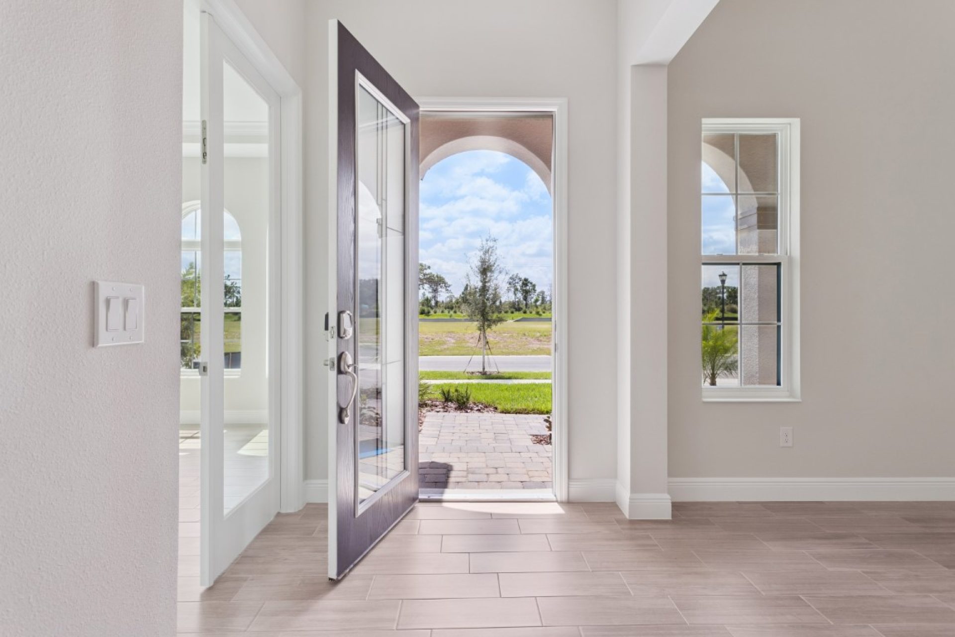 13432 Buffalo Mountain Ave - Foyer