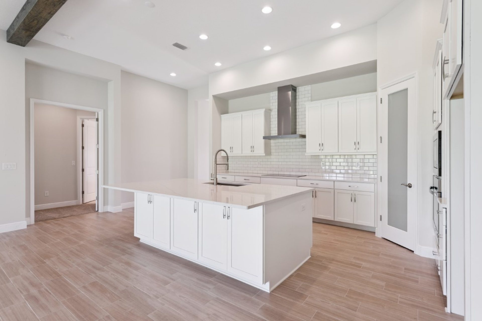 13432 Buffalo Mountain Ave - Gourmet Kitchen