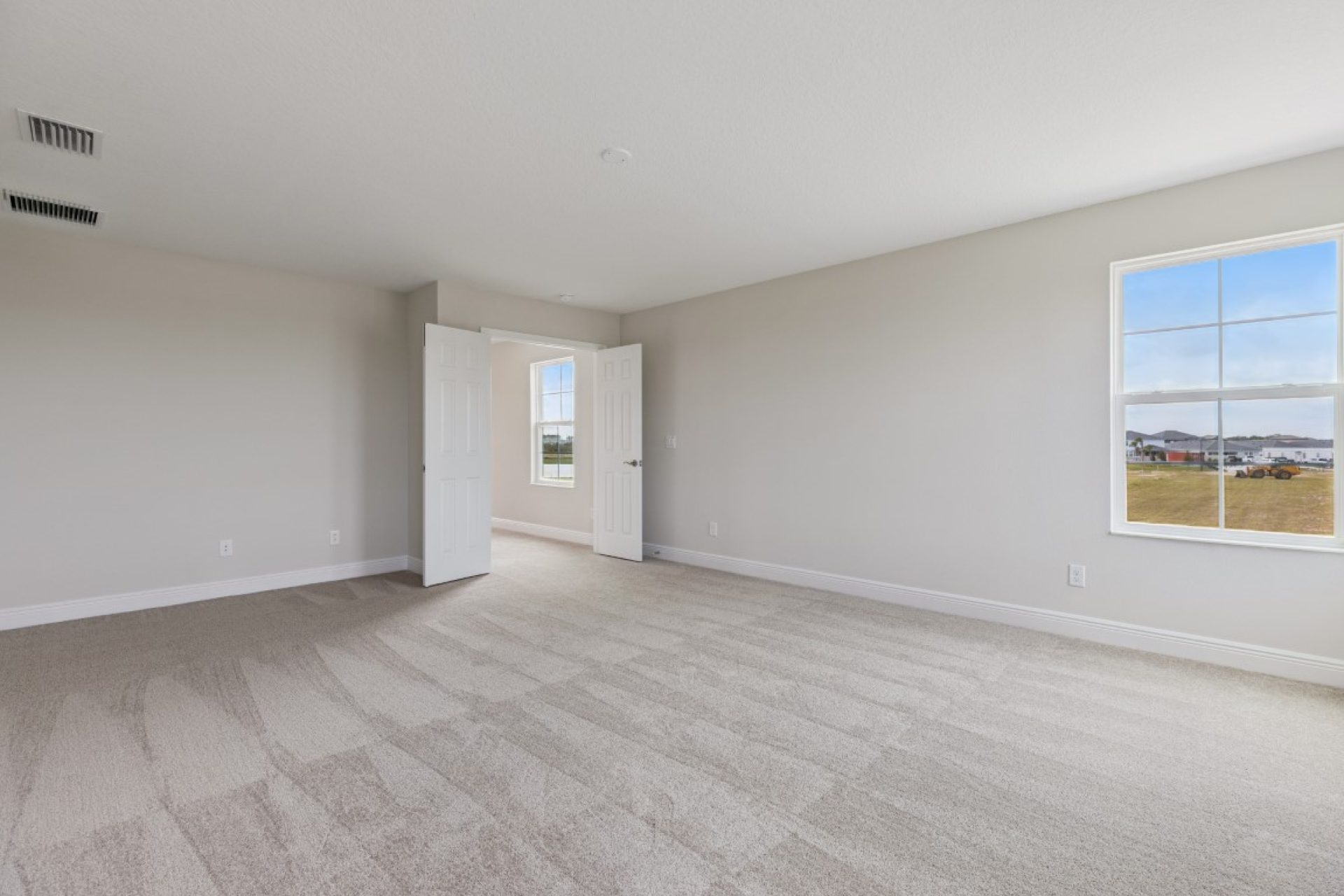 9699 Surrey Rose Dr - Owner's Retreat