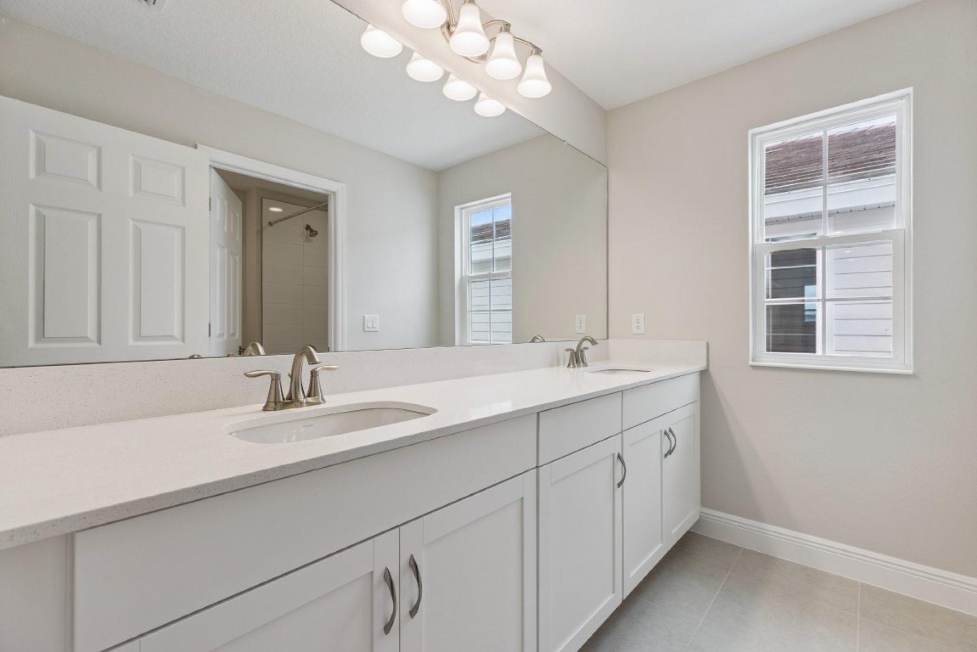 9699 Surrey Rose Dr - Bath 3