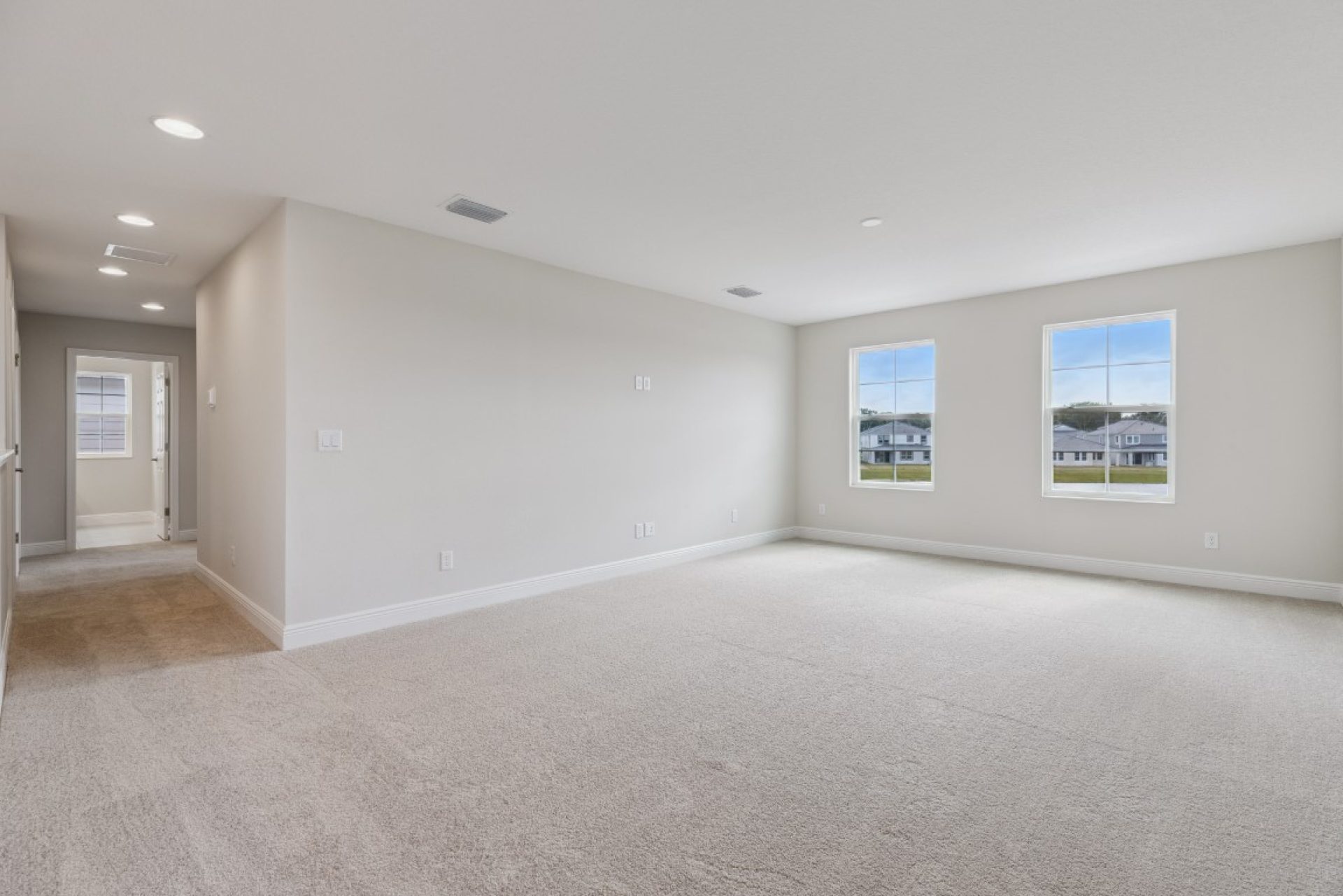 9699 Surrey Rose Dr - Bonus Room