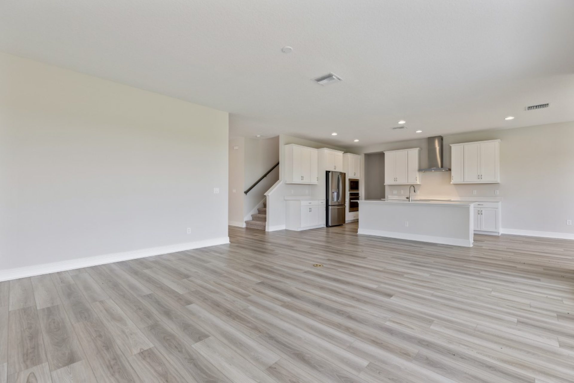 9699 Surrey Rose Dr - Gourmet Kitchen and Grand Room