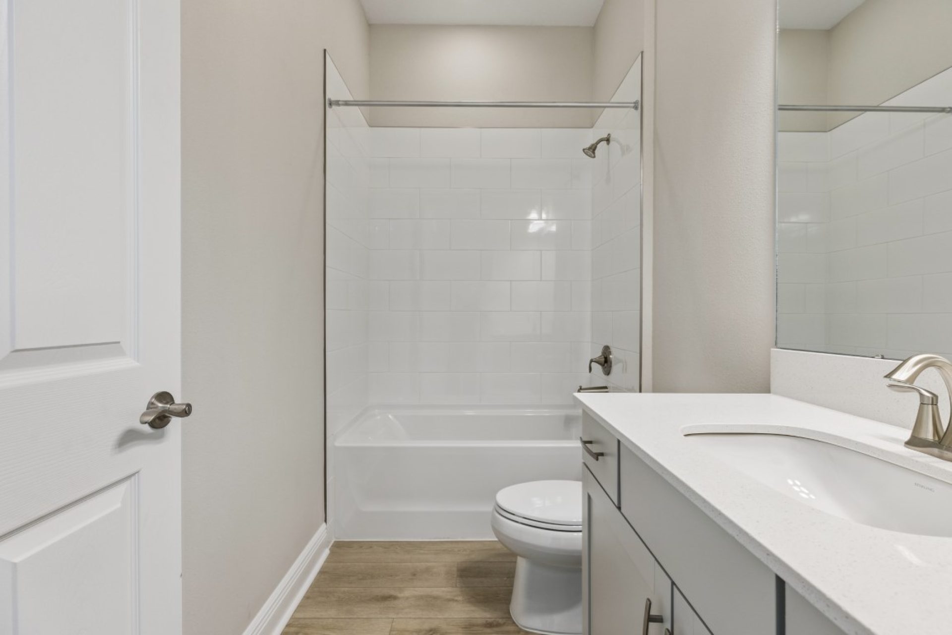 10303 Surrey Rose Dr - Bath 2
