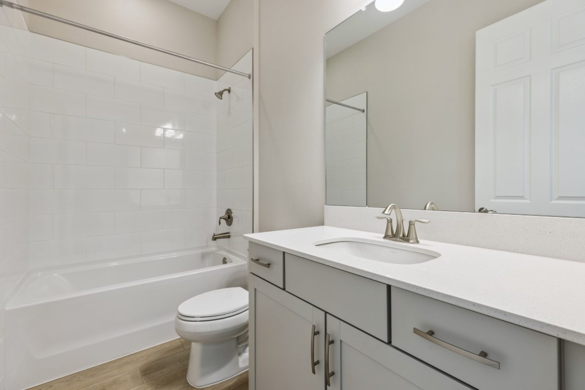 10303 Surrey Rose Dr - Bath 2