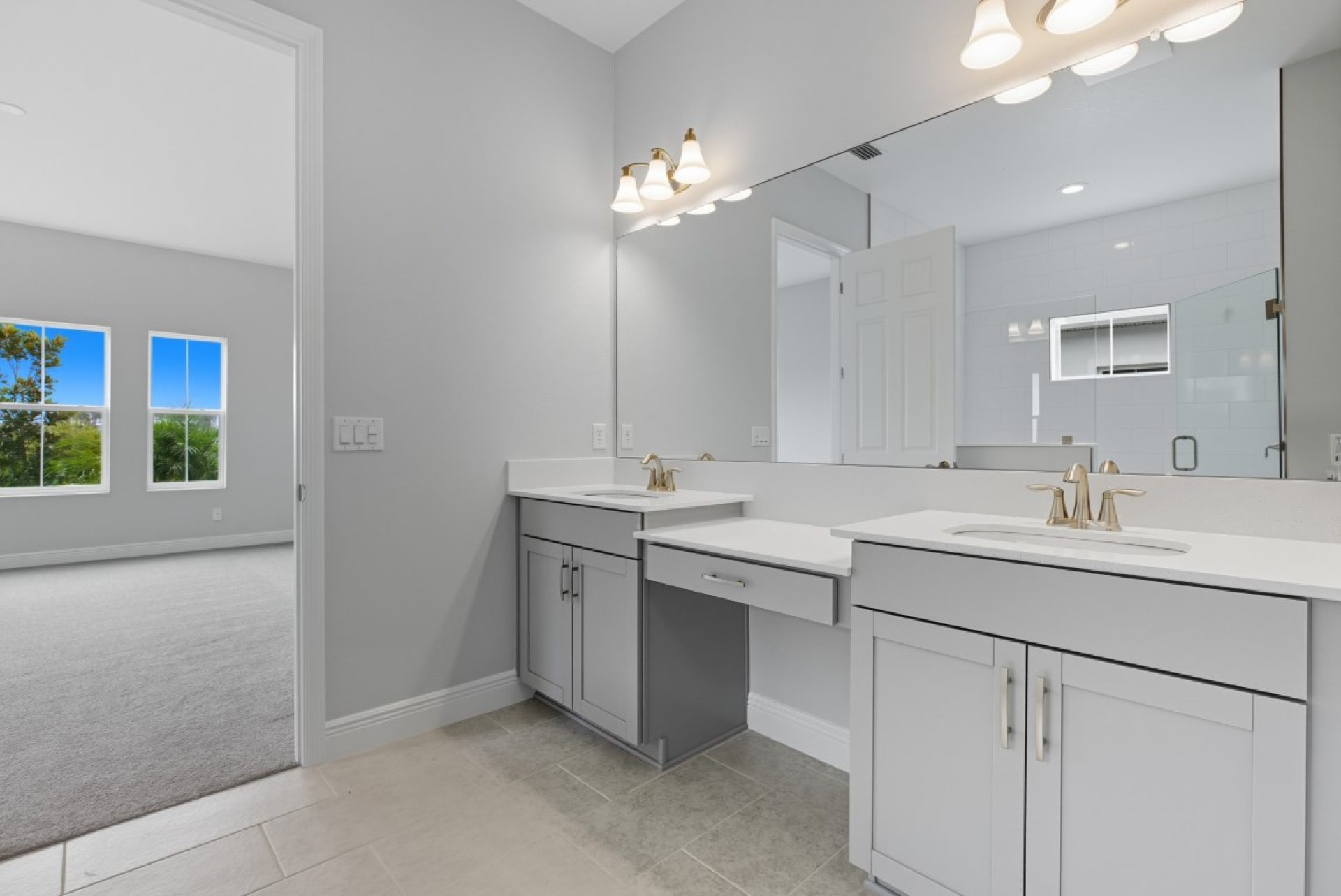 10321 Surrey Rose Dr - Owner's Bath