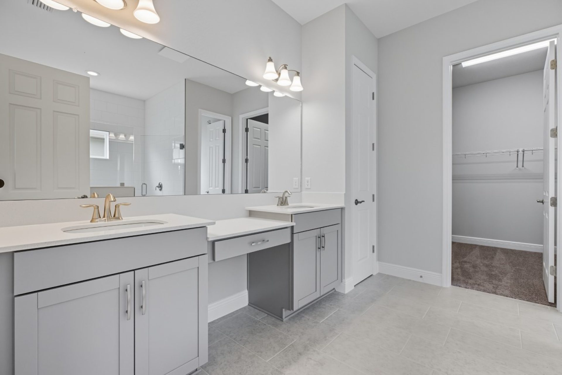 10321 Surrey Rose Dr - Owner's Bath