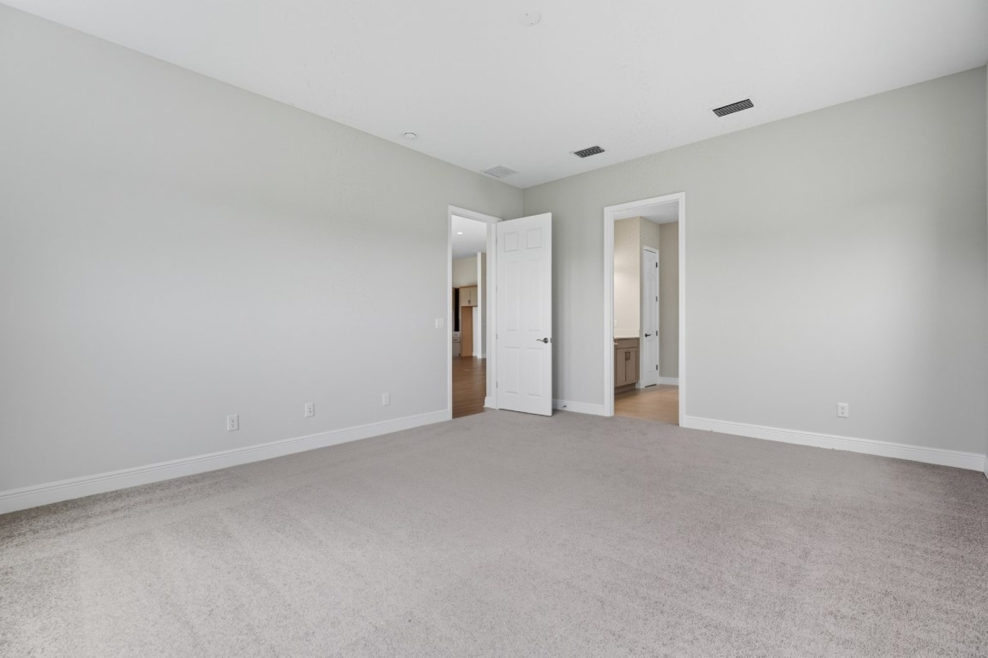 10321 Surrey Rose Dr - Owner's Retreat