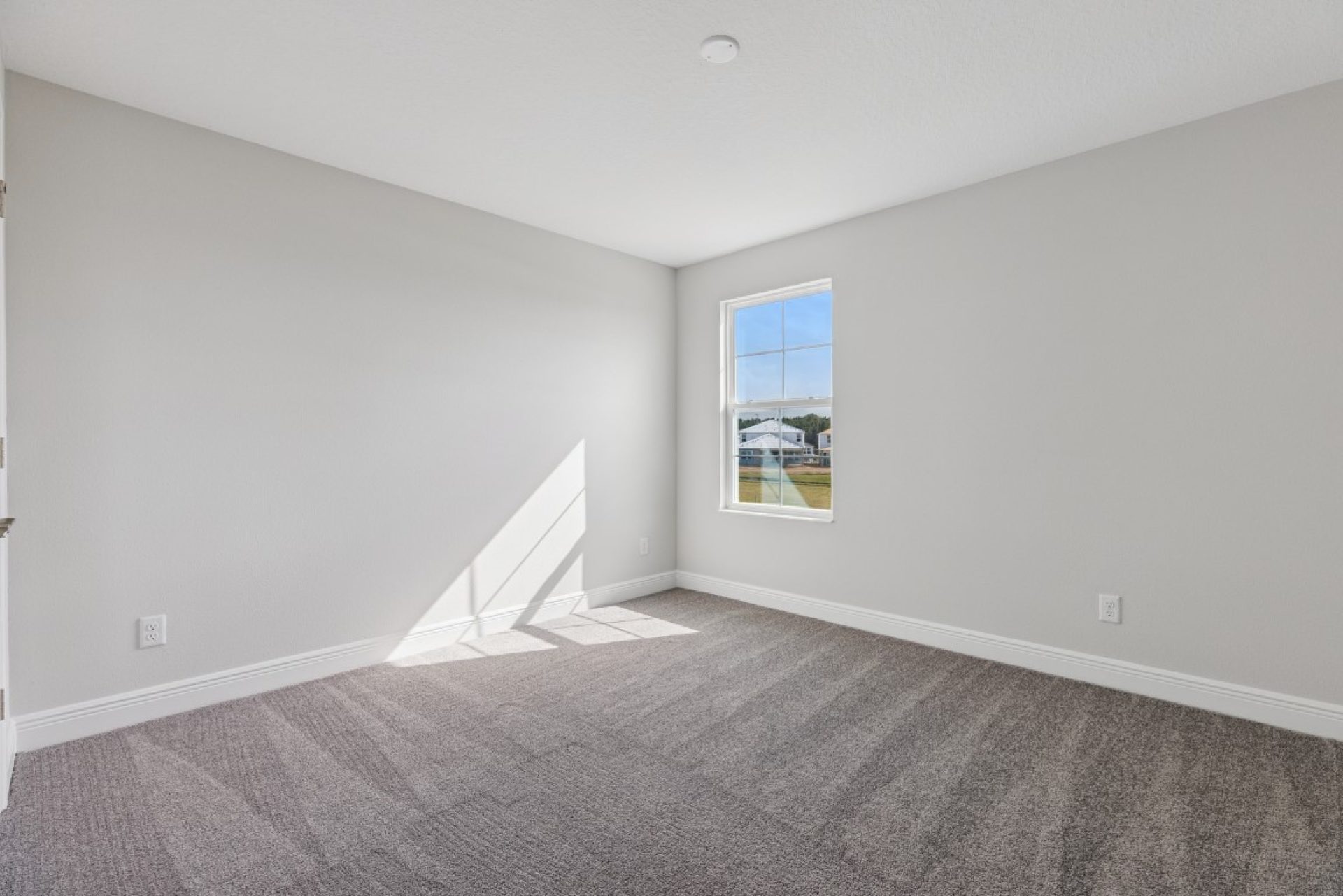 9711 Surrey Rose Dr - Bedroom 3
