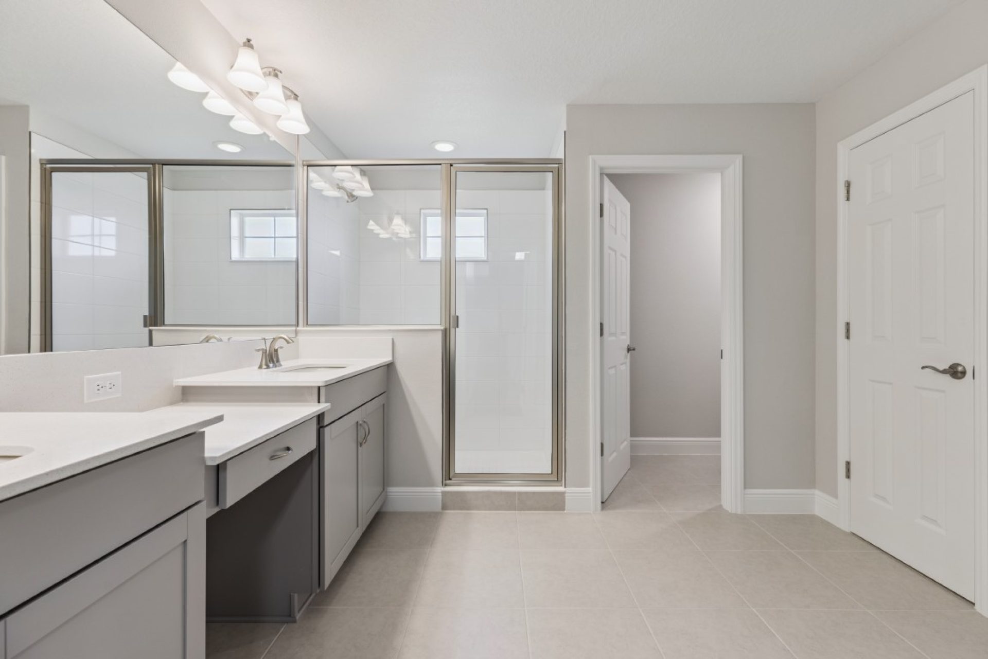 9711 Surrey Rose Dr - Owner's Bath